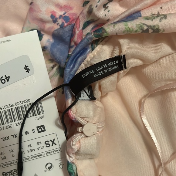 Zara Dress - Picture 4 of 4